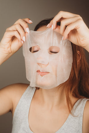 Nena Masque Hydra Glacial